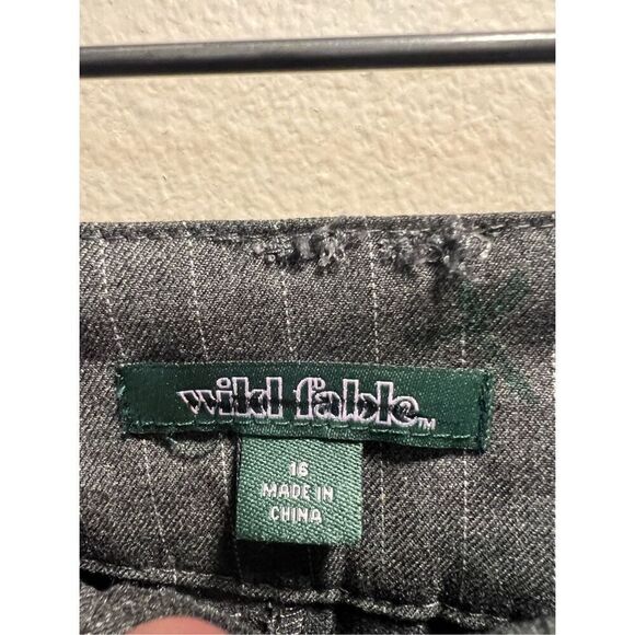 Wild Fable Grey Striped Dress Pants Woman’s Size 16 - Picture 5 of 9